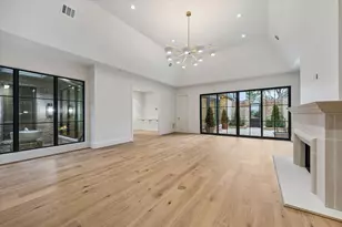 5731 Indian Cir, Houston, TX 77057 - Photo 9