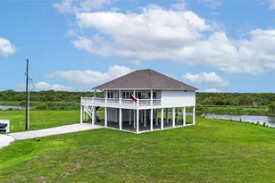 708 Cameron Circle, Crystal Beach, TX 77650 - Photo 1