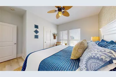 708 Cameron Circle, Crystal Beach, TX 77650 - Photo 31