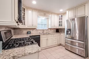 19815 Belleau Wood Dr, Houston, TX 77338 - Photo 9