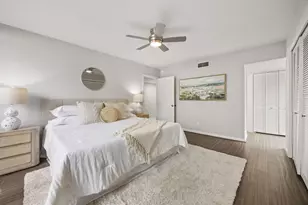 12803 Hansel Ln, Houston, TX 77024 - Photo 17