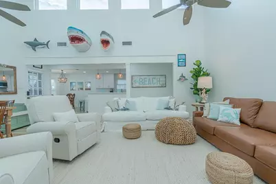 13826 Pirates Beach Blvd, Galveston, TX 77554 - Photo 13