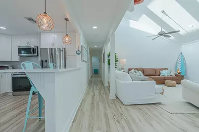 13826 Pirates Beach Blvd, Galveston, TX 77554 - Photo 5