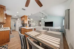 15714 Wandering Trail, Friendswood, TX 77546 - Photo 5