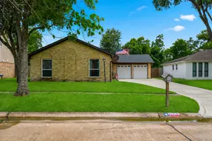 15714 Wandering Trail, Friendswood, TX 77546 - Photo 23