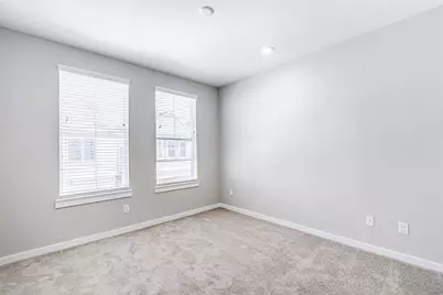 8423 Berry Brush Lane, Houston, TX 77022 - Photo 27