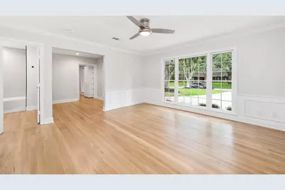 5702 Bayou Glen Road, Houston, TX 77057 - Photo 9