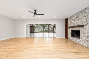 5702 Bayou Glen Rd, Houston, TX 77057 - Photo 11