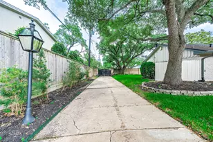 5702 Bayou Glen Rd, Houston, TX 77057 - Photo 43