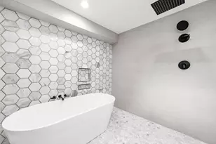 5702 Bayou Glen Rd, Houston, TX 77057 - Photo 33