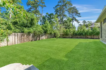 214 Reynosa Court, Pinehurst, TX 77362 - Photo 9