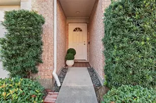 5941 S Loop E, Houston, TX 77033 - Photo 3