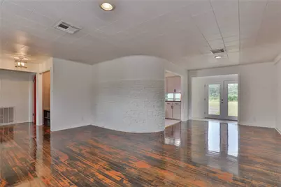 114 Persimmon Lane, Lake Jackson, TX 77566 - Photo 7