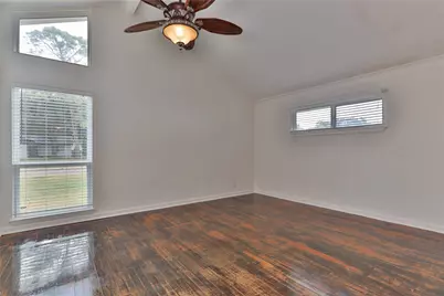 114 Persimmon Lane, Lake Jackson, TX 77566 - Photo 21