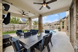 2423 Flowering Brook Ln, Sugar Land, TX 77479 - Photo 27