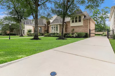 8007 Vintage Creek Drive, Spring, TX 77379 - Photo 3