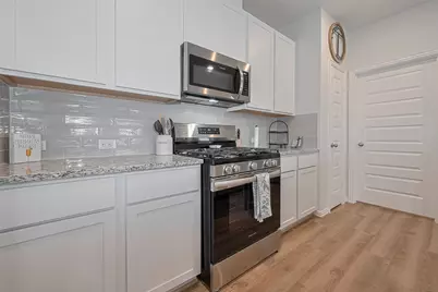 21410 Blue Oak Drive, Waller, TX 77484 - Photo 17