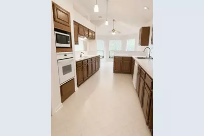 3307 Rushwood Lane, Sugar Land, TX 77479 - Photo 5