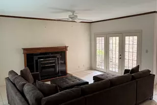 2323 Augusta Dr, Houston, TX 77057 - Photo 5