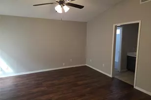 6303 Gladewell Dr, Houston, TX 77072 - Photo 15