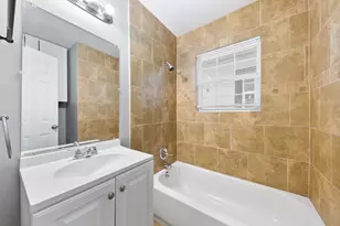 2106 Hadley St, Houston, TX 77004 - Photo 7