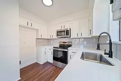 28702 Champion Oaks Drive, Magnolia, TX 77354 - Photo 7