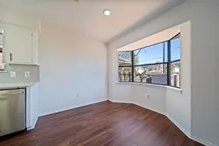 28702 Champion Oaks Dr, Magnolia, TX 77354 - Photo 9