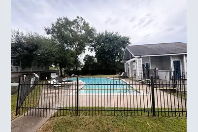 111 Dunbar Estates Drive #702, Friendswood, TX 77546 - Photo 31
