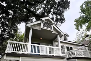 111 Dunbar Estates Dr, Friendswood, TX 77546 - Photo 5