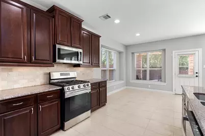 3210 Explorer Way, Conroe, TX 77301 - Photo 9