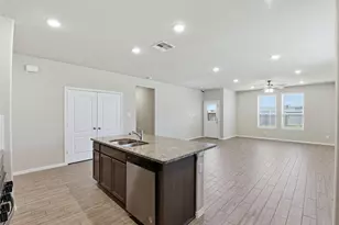 24715 Oakheath Arbor Ln, Houston, TX 77336 - Photo 17