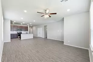 24715 Oakheath Arbor Ln, Houston, TX 77336 - Photo 9