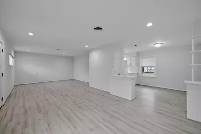 5014 Viking Drive, Houston, TX 77092 - Photo 5