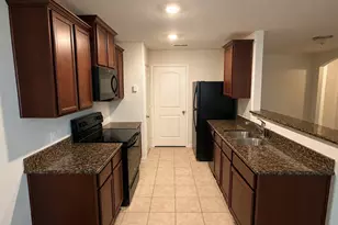 5915 Snapping Turtle Rd, Baytown, TX 77523 - Photo 5