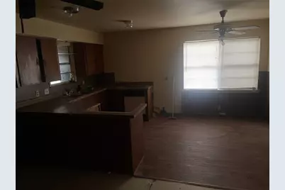 390 Bear Track Trl, Livingston, TX 77351 - Photo 5