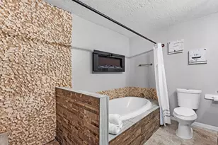 1207 Archer St, Houston, TX 77009 - Photo 15