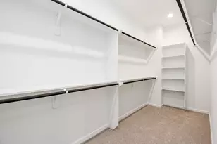 8130 Sunnyhill St, Houston, TX 77088 - Photo 11