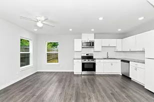 8216 Richland Dr, Houston, TX 77028 - Photo 3