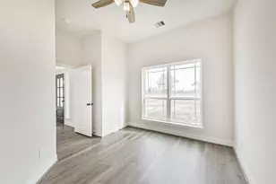 6635 Freret Bayou Dr, Baytown, TX 77523 - Photo 23