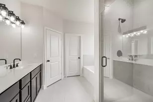 6635 Freret Bayou Dr, Baytown, TX 77523 - Photo 19