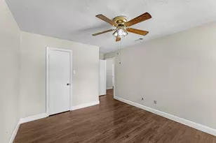 11319 Briar Forest Dr, Houston, TX 77077 - Photo 23