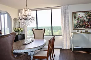 14655 E Champion Forest Dr E, Houston, TX 77069 - Photo 9