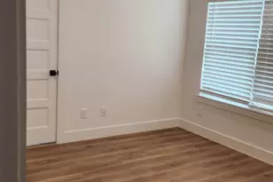 126 Amundsen St, Houston, TX 77009 - Photo 11