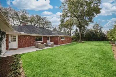 8106 Beverlyhill Street, Houston, TX 77063 - Photo 21