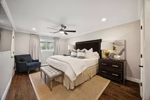 8106 Beverly Hill St, Houston, TX 77063 - Photo 15