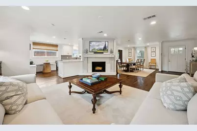 8106 Beverlyhill Street, Houston, TX 77063 - Photo 7