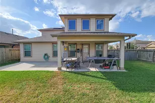 8003 Ecru Ln, Rosharon, TX 77583 - Photo 3