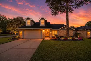 16826 Cobble Ridge Dr, Sugar Land, TX 77498 - Photo 1