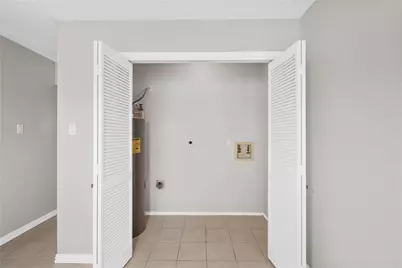 16826 Cobble Ridge Drive, Sugar Land, TX 77498 - Photo 9