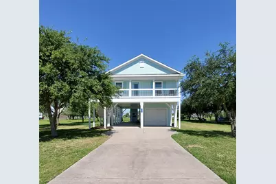 805 Nelson Avenue, Port Bolivar, TX 77650 - Photo 1